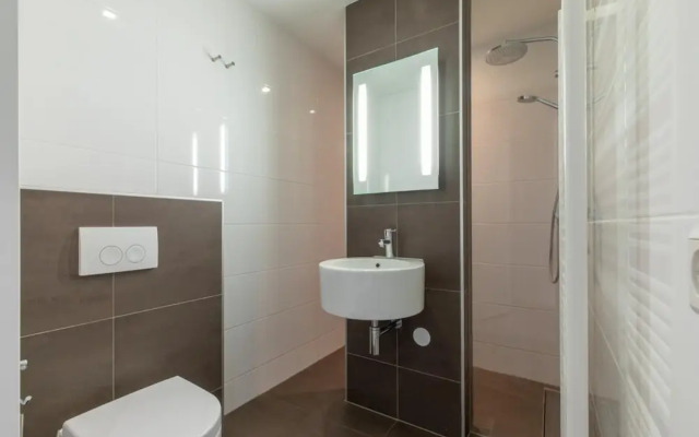 Wifi and Golden Beaches; Home