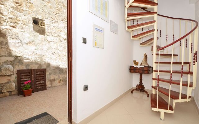 Apartment Irvin - sweet apartment : A1 Trogir, Riviera Trogir