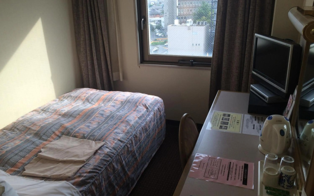 Hotel Crown Hills Tokuyama – Guest Rooms – Shunan
