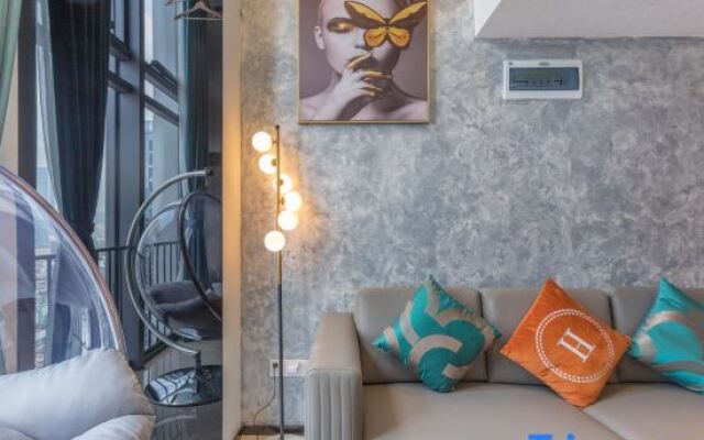 Xipa Executive Apartment (Shenzhen Futian Convention and Exhibition Center)