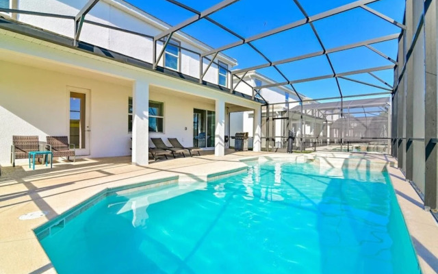 Beautiful Spacious House By Disney