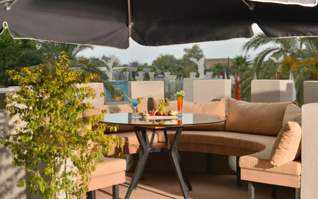 Miarosa Kemer Beach Hotel