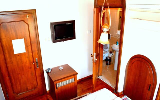 Yasar Marin Denizer Pansiyon