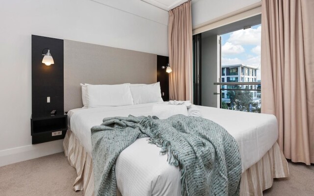 QV Waterfront Apartment - 749