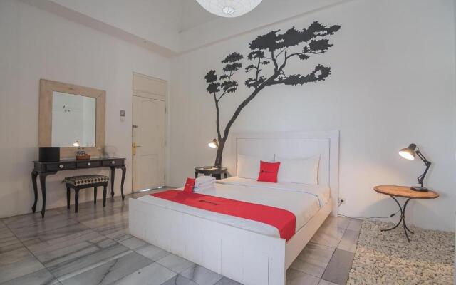 RedDoorz near UPI Setiabudi 2