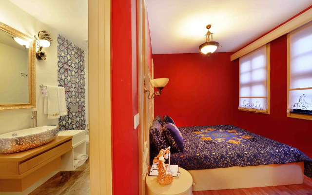 Tutav Ch Boutique Hotel