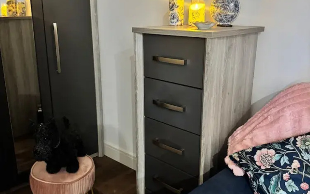 Stunning 1-bed Private Apartment in Norwich