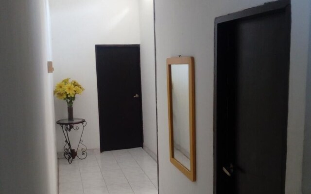 Room in Guest Room - Taminaka Hostel en Santa Marta - Shared Room 5