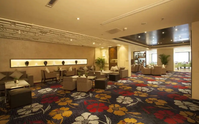 Lee Garden Service Apartment