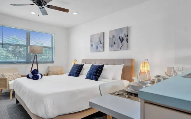 Marine Villas 7 in Hollywood