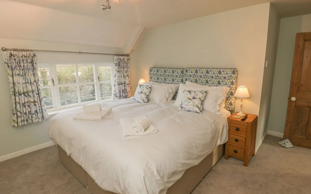 Weavers Cottage