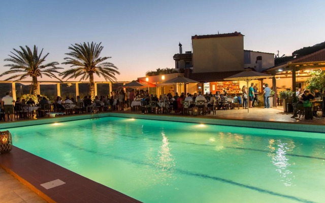 Castri Village Hotel