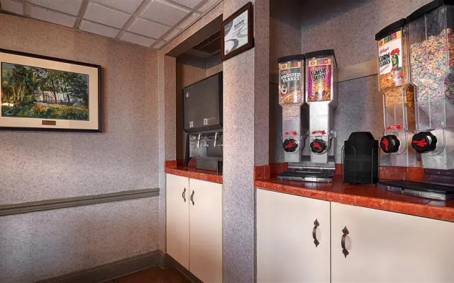 Spark by Hilton Hummelstown Hershey