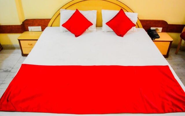 Hotel Indore Palace