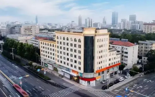 Pushow Hotel