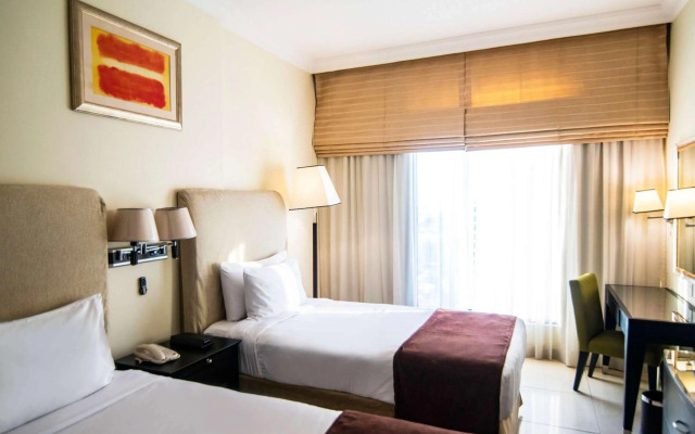 Mercure Dubai Barsha Heights Hotel Suites And Apartments