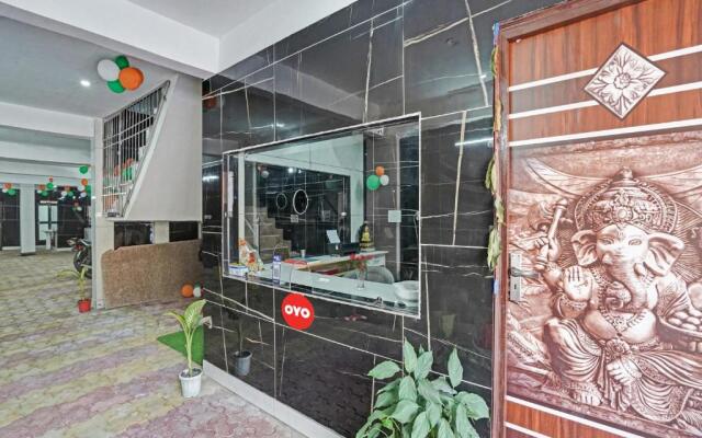 OYO Flagship 80810 Hotel H N J
