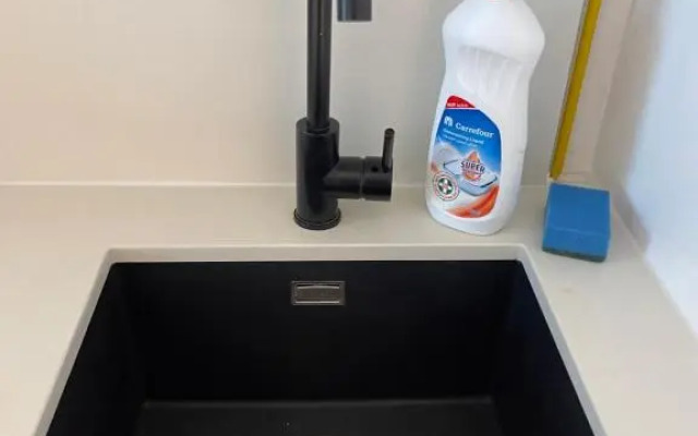 Marquise Square by Frank Porter