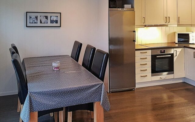 10 Person Holiday Home in Urangsvåg