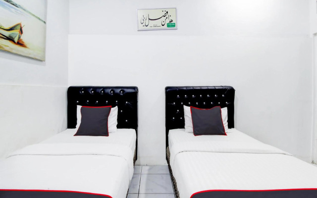 Hotel O Jalan Jenderal Sudirman Near Imam Bonjol Square