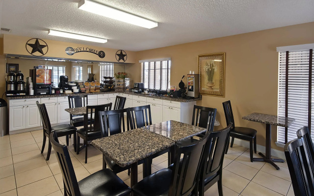 Best Western Brady Inn