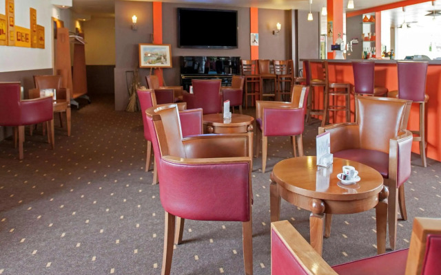 Ibis 3 Lacs Neuchatel Hotel