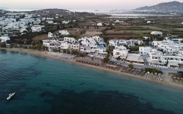 Sunshine Bay Suites