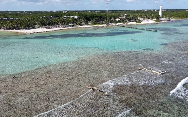 Oneiro Suites