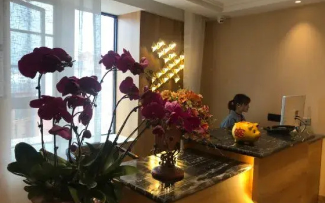 Pu'er Yingtian Hotel