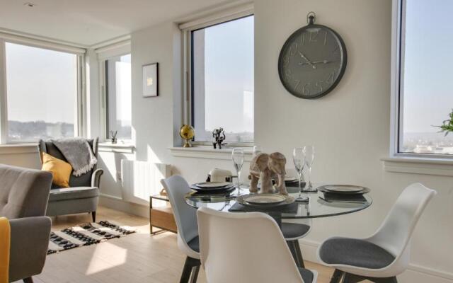 Kings Road Apartments