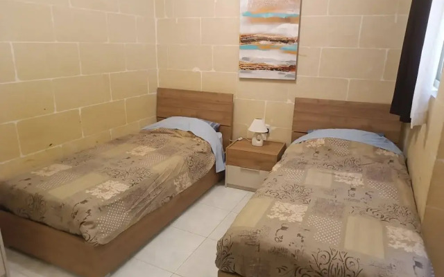Sea and Country View 1st Floor Apartment