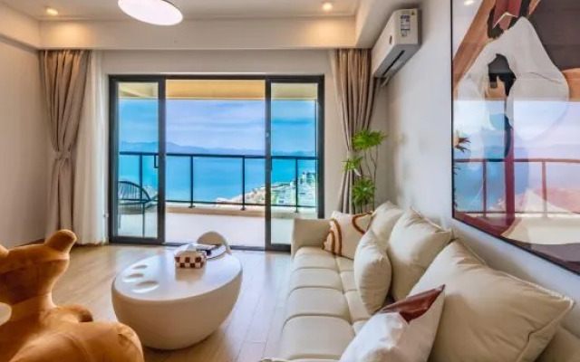 Fuxian Lake Winter and Summer Villa