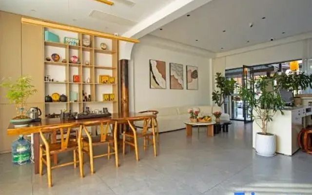 Yunqi Homestay (Yi Nationality Ancient Town)