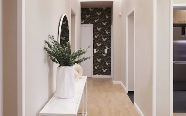 Ma Maison Acropolis Mansion 3bdr Suite N 6 400mbps