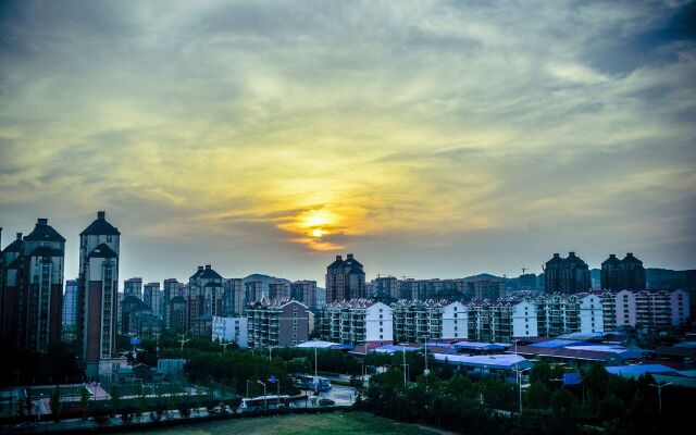 Sheraton Qingdao Licang Hotel