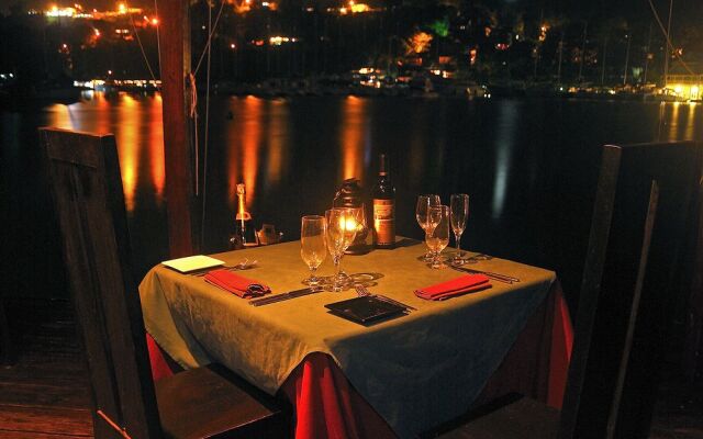 Mango Beach Inn