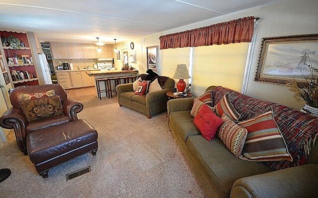 Rogers Roost - Three Bedroom Cabin