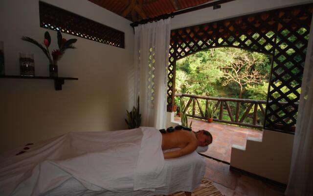 Canon de La Vieja Lodge