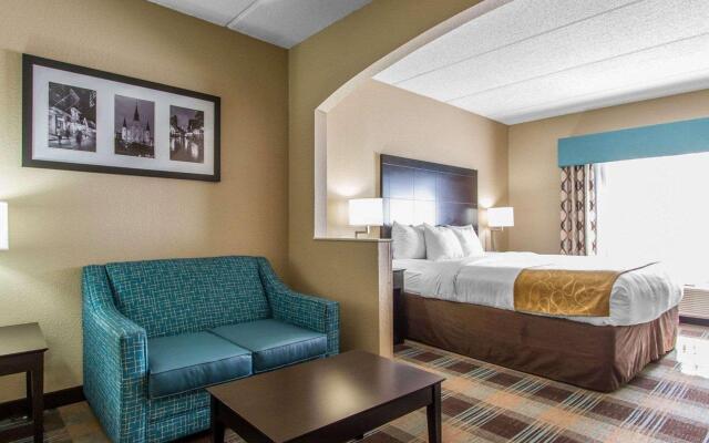 Comfort Suites Airport