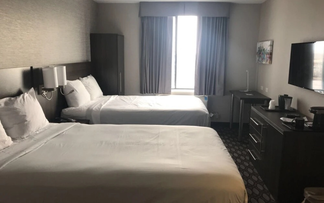 LeTap Hotel near AirTrain JFK Airport