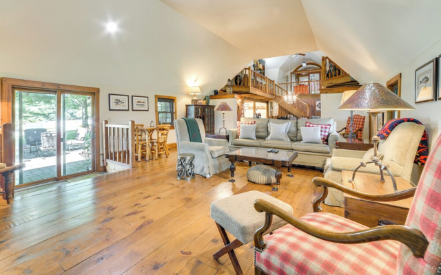 9 Mi to Boyne Resort! Farmhouse Near Town & Lake