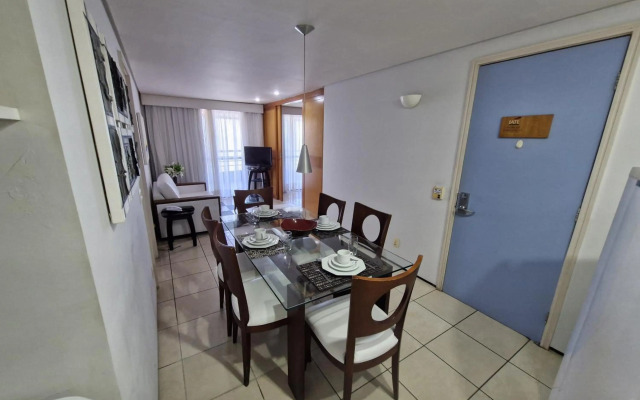 Iate Plaza Hotel