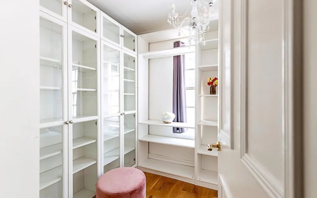 Spacious 4-bed House Near Liverpool St