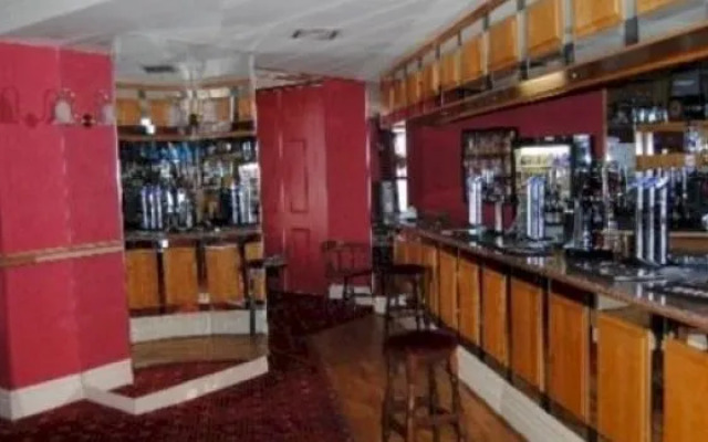Tadross Hotel
