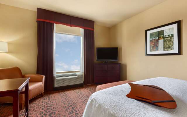 Hampton Inn & Suites Mission