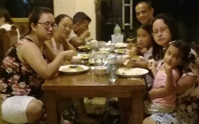 OYO 163 Hotel Arhant Inn