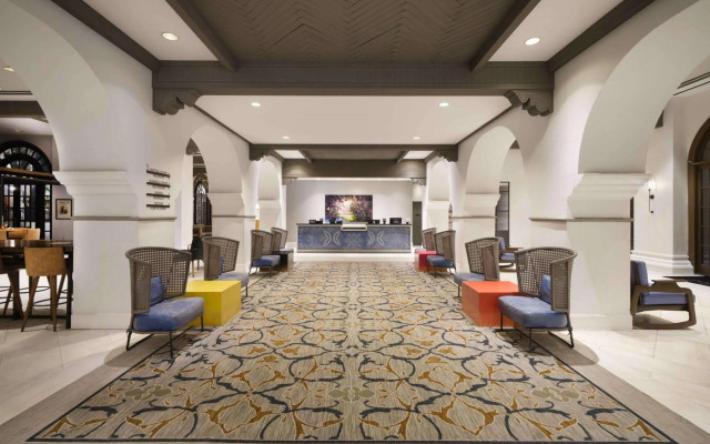 DoubleTree by Hilton Austin