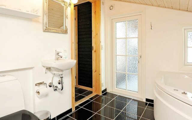Luxurious Holiday Home in Hemmet With Private Whirlpool