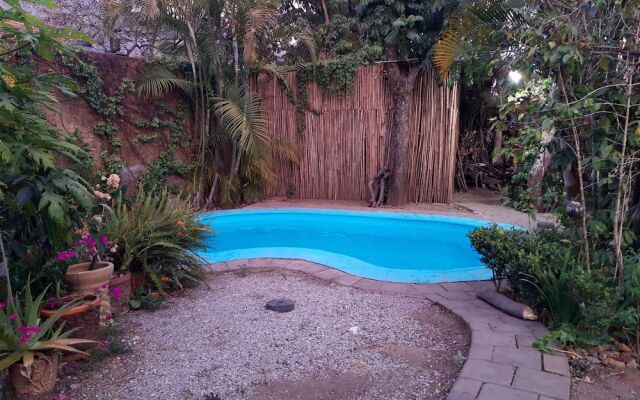 Posada Bugambilias