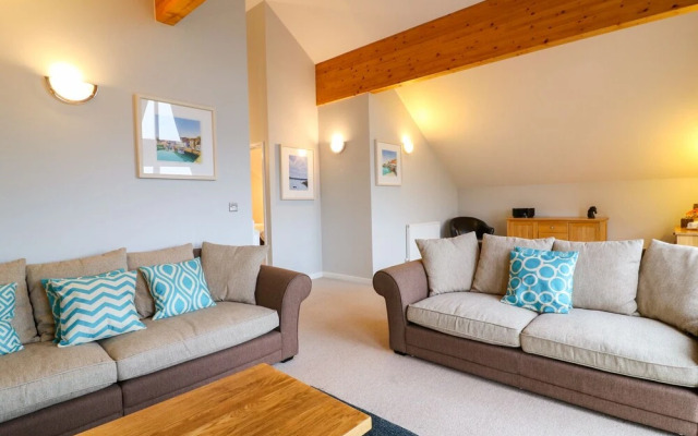 Lodge Sixty Six